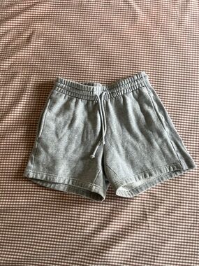 Aritzia TNA cozyAF sweat shorts